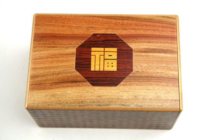Japanese puzzle box 10+4steps 6sun Ebisu and Daikoku