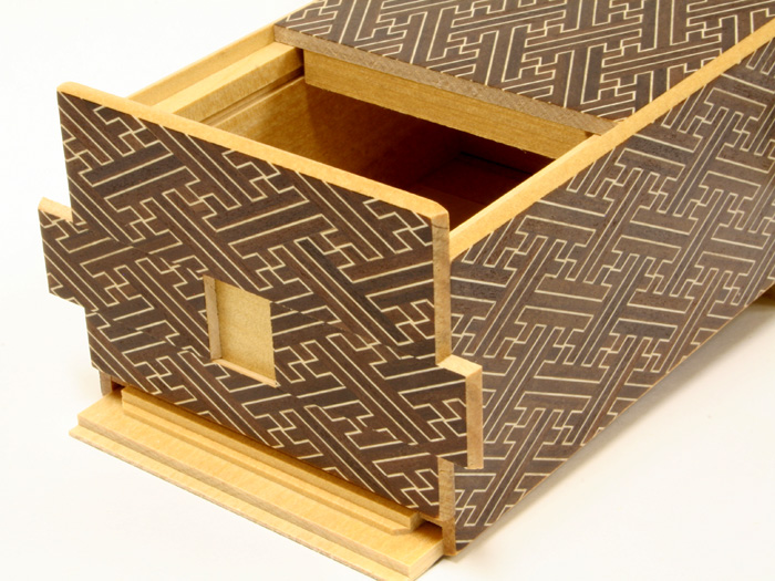 Japanese puzzle box 35steps with secret compartment Kurosaya