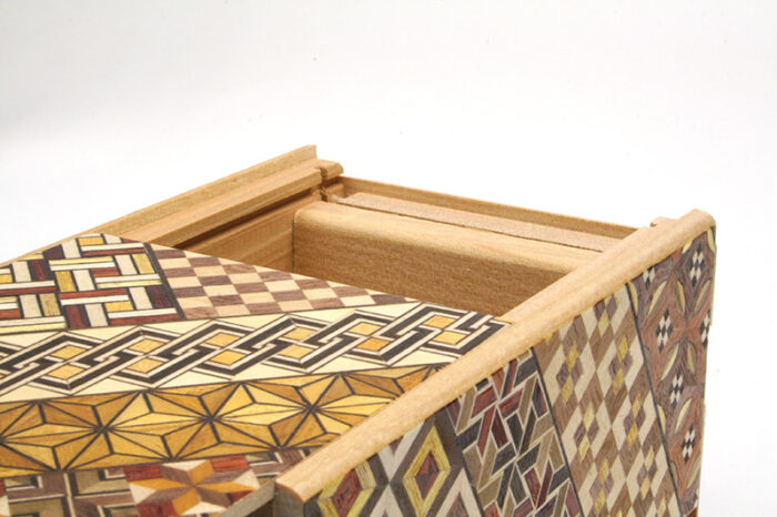 Japanese puzzle box 10steps Koyosegi – Japanese puzzle box